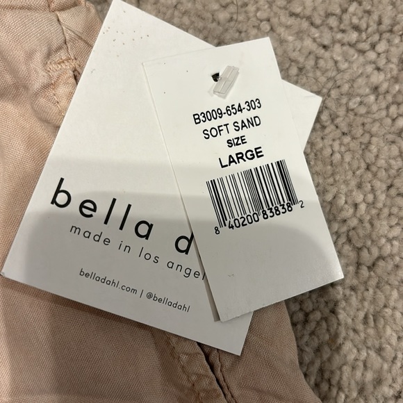 Bella Dahl shorts.   Large.  Sand color. - Picture 2 of 3